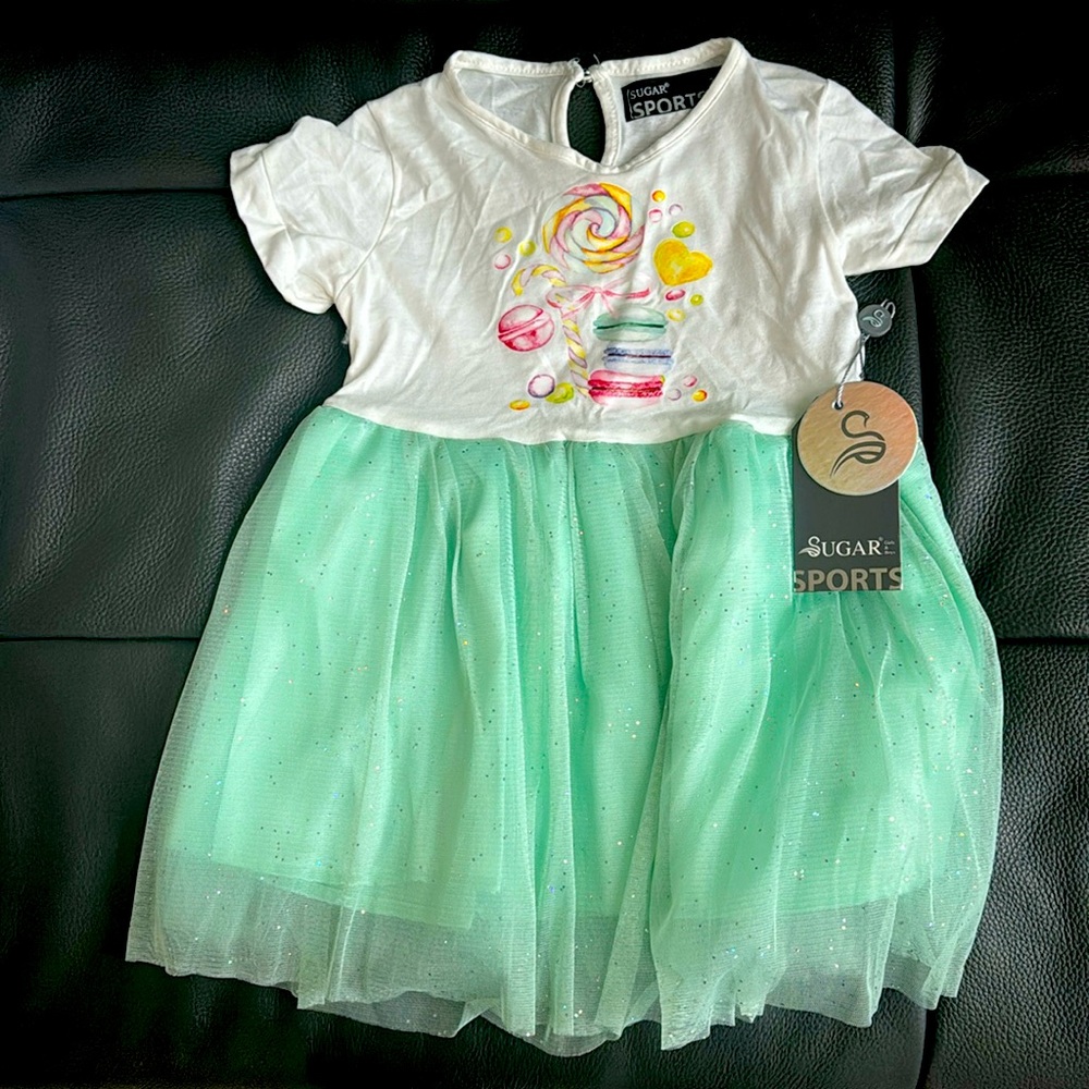 Girls dress